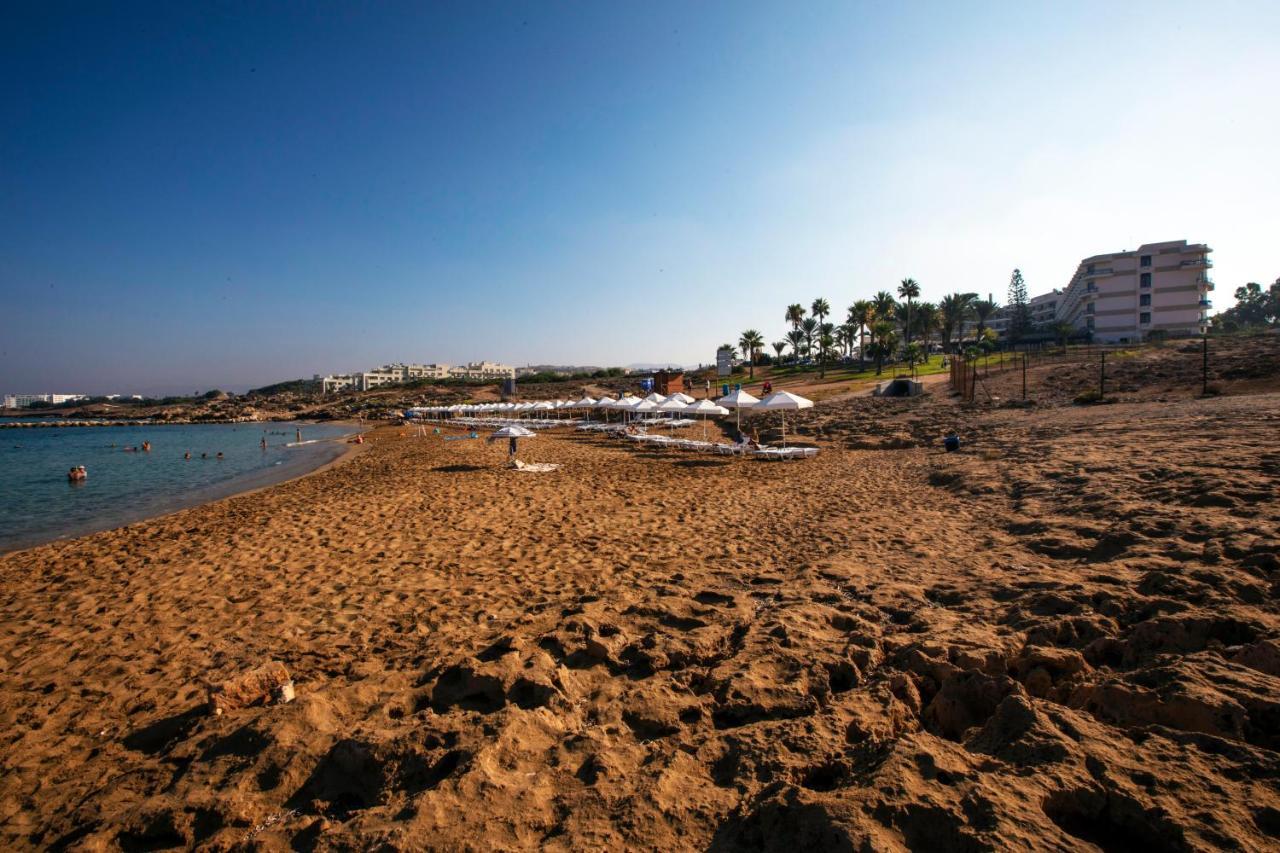 Ifestos Kings Resort Appartment Пафос Екстериор снимка