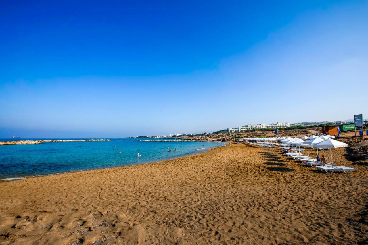 Ifestos Kings Resort Appartment Пафос Екстериор снимка